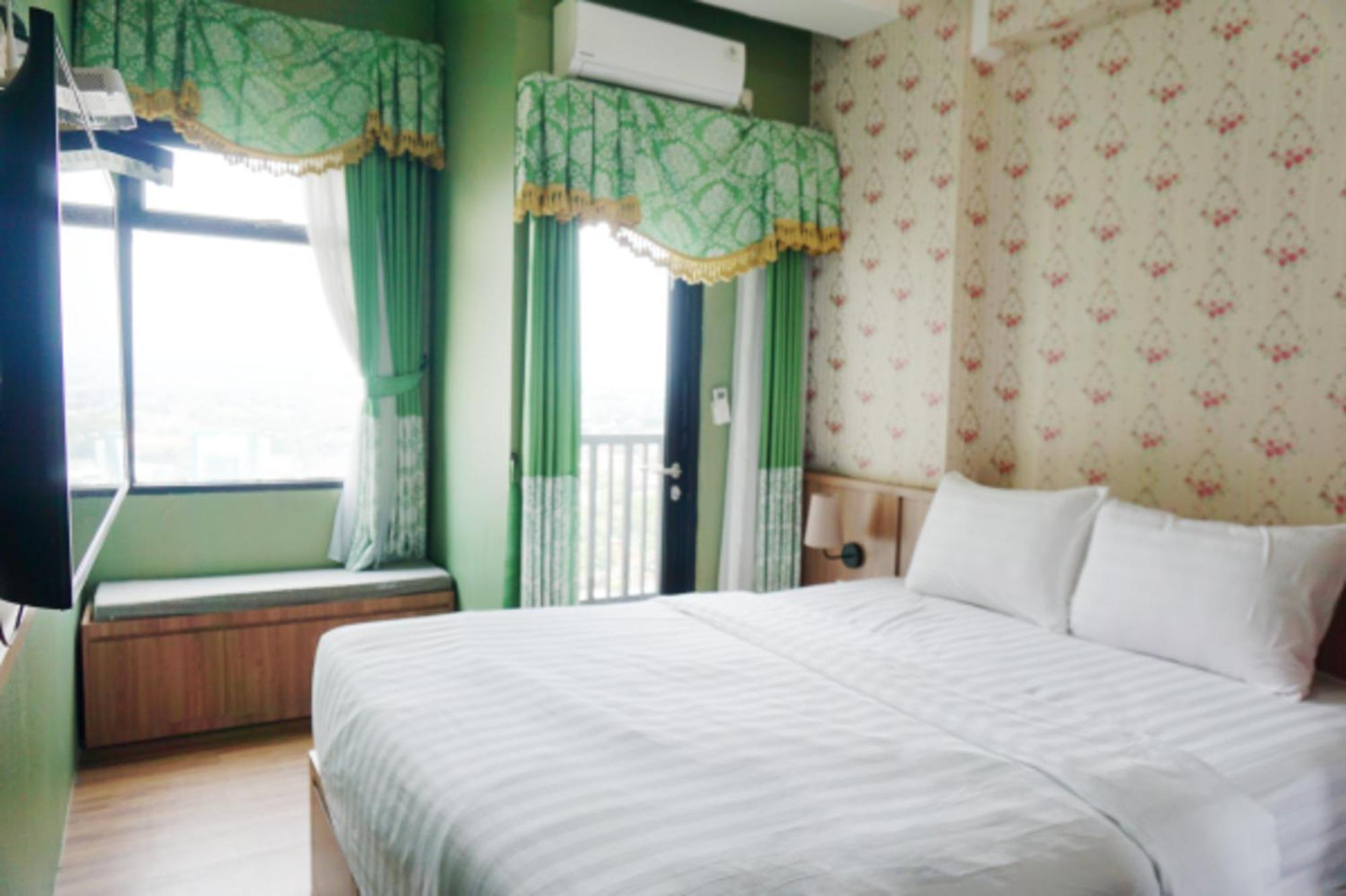 Cordova Suites Semarang Buitenkant foto
