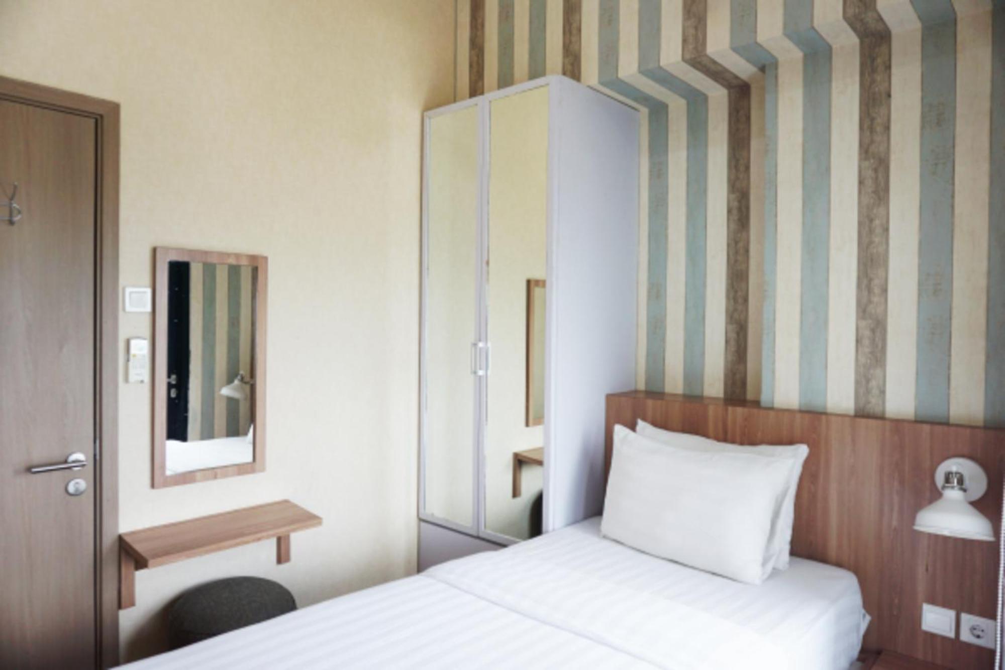 Cordova Suites Semarang Buitenkant foto