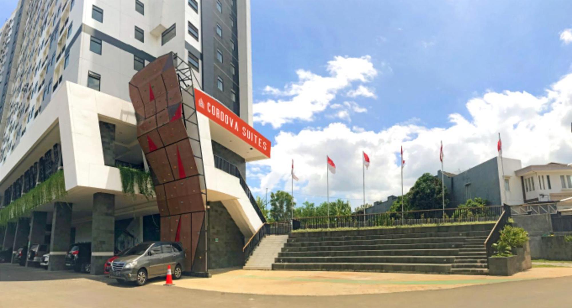 Cordova Suites Semarang Buitenkant foto